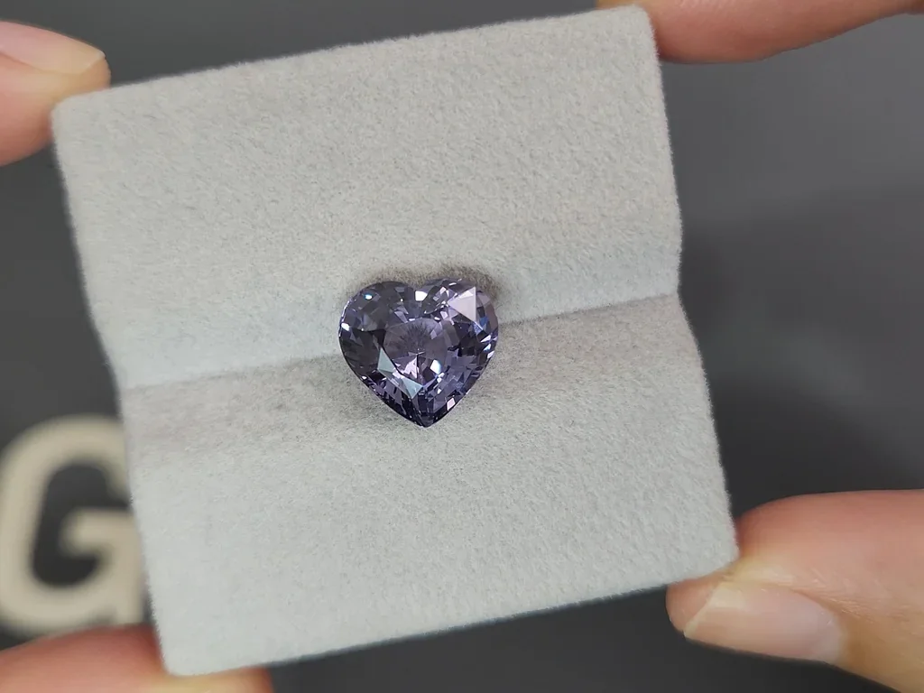 Lila spinell im herzschliff 5.02 carats, Burma Image №4