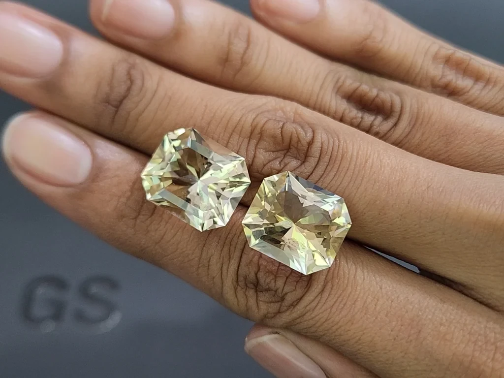 Pair of citrines radiant high precision cut 18.65 carats, Africa Image №2