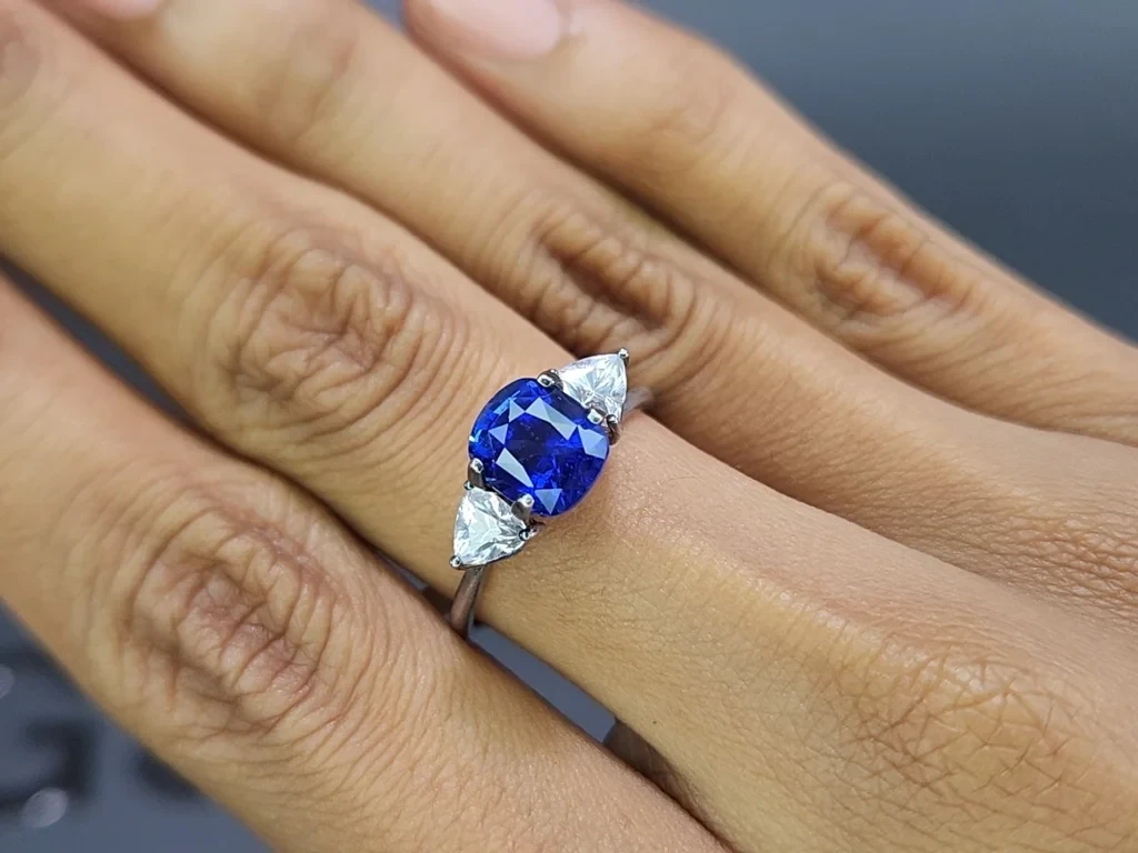 Unbehandelter saphir Royal Blue im cushion-schliff 2,52 karat, Sri Lanka Image №5