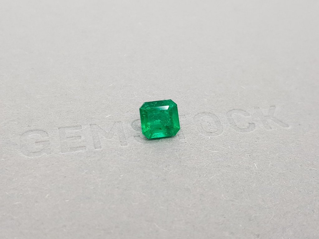Colombian emerald octagon shape 1.41 ct Image №2