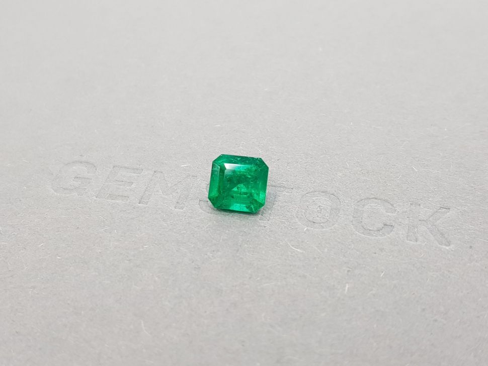 Colombian octagon emerald 1.41 ct Image №3