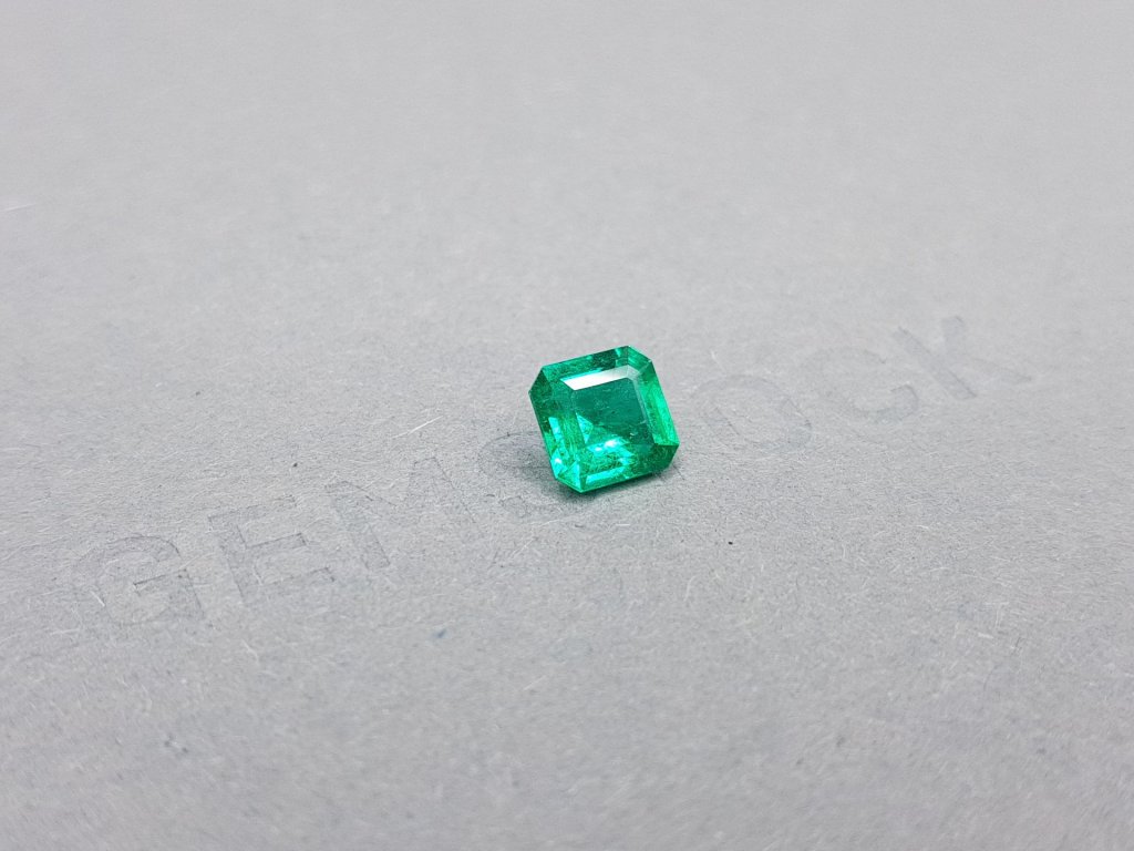 Colombian Vivid Muzo Green emerald 1.04 ct Image №2
