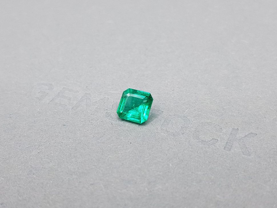 Colombian Vivid Muzo Green emerald 1.04 ct Image №3