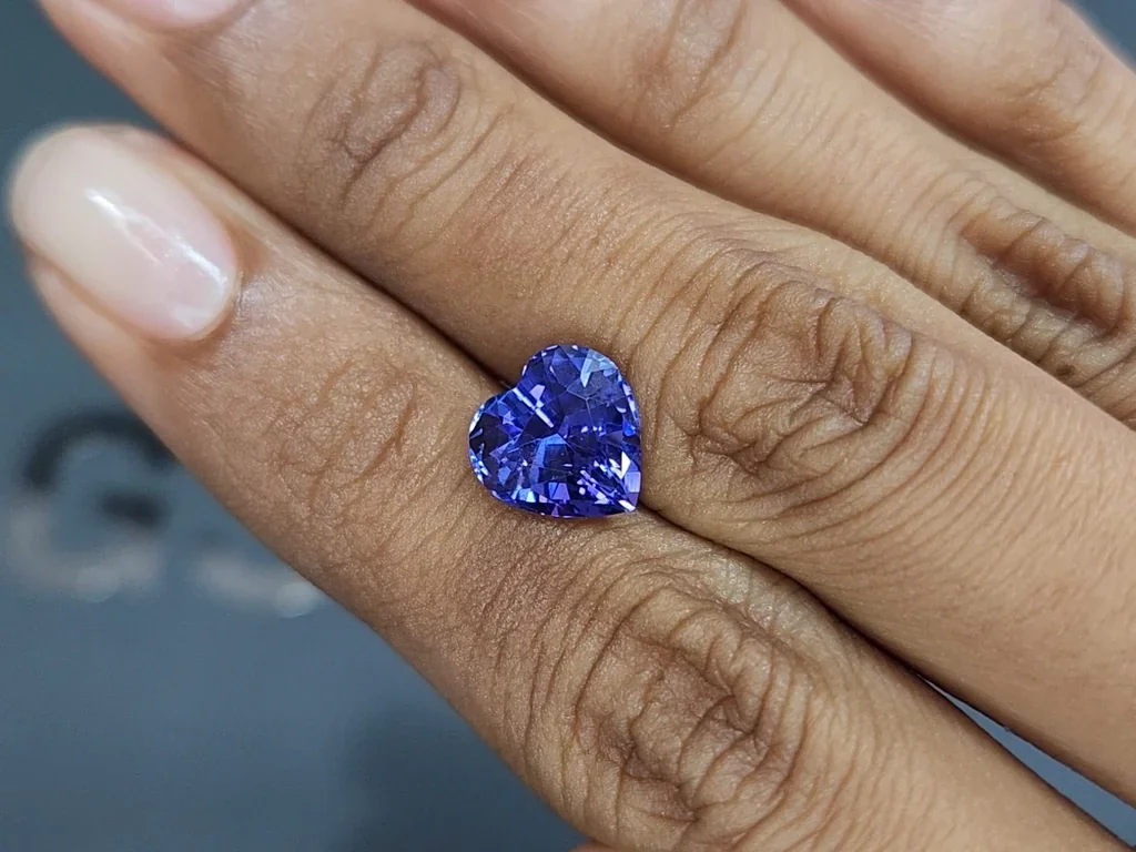 Tanzanite heart shape 3.66 carats, Tanzania Image №2