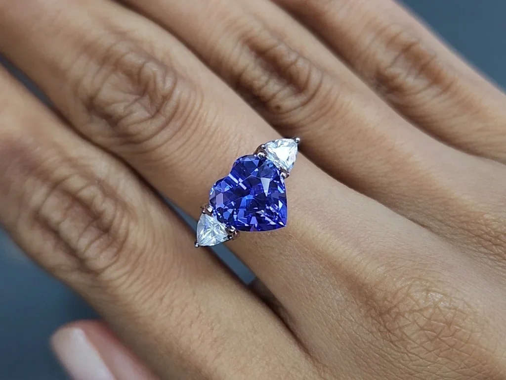 Tanzanite heart shape 3.66 carats, Tanzania Image №5
