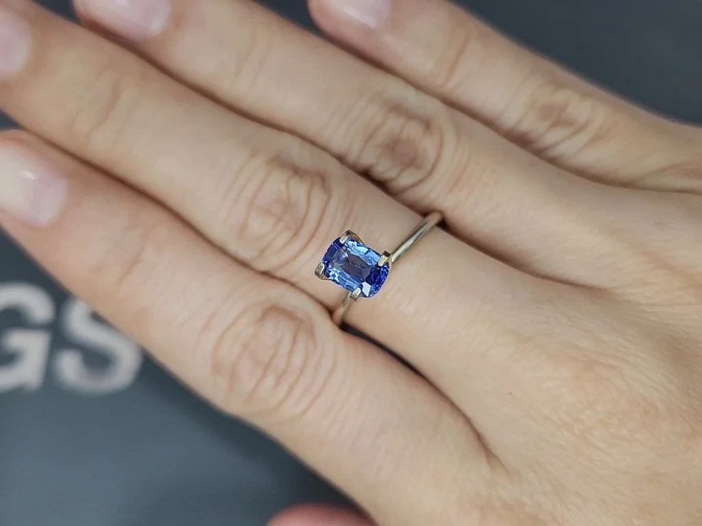 Sapphire Royal Blue cushion cut 1.19 carats, Sri Lanka  Image №5