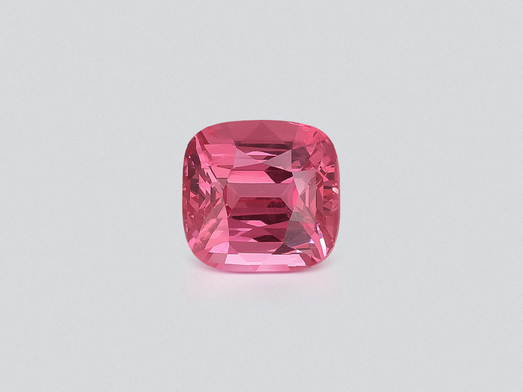 Rosa Mahenge spinell im cushion schliff 3,01 karat, Tansania Image №1
