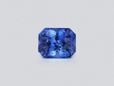 Blauer saphir im radiant-schliff 1,58 karat,  Sri Lanka photo