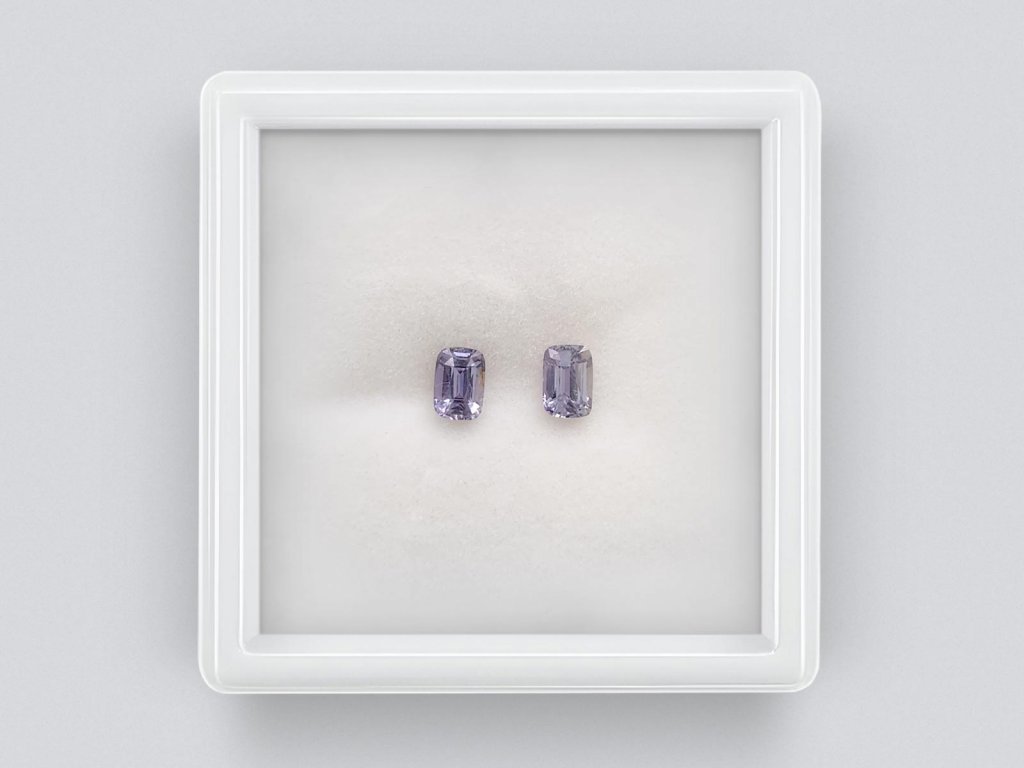 Pair of unheated  cushion-cut lavender sapphires  0.76 carats, Madagascar Image №1