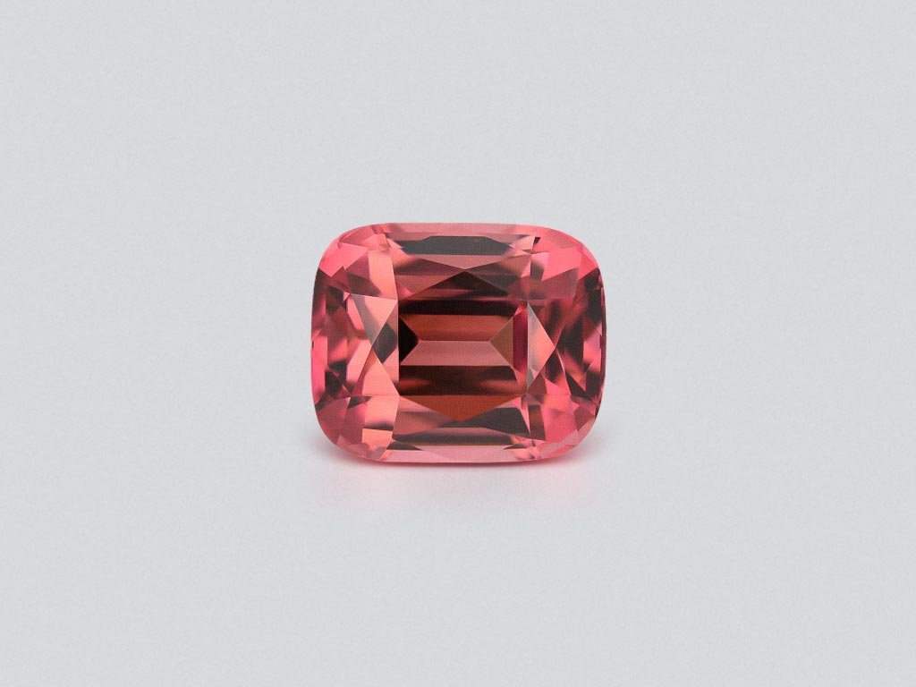 Rot-orangefarbener Turmalin im Kissenschliff, 9,63 Karat, Afrika Image №1