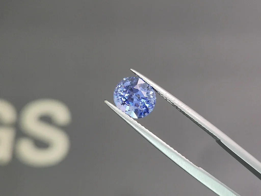 Unheated Pastel Blue sapphire in oval cut 2.57 carats, Sri Lanka Image №3