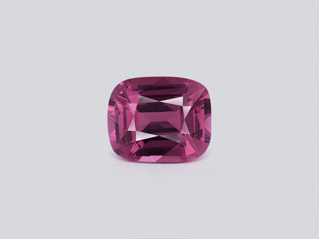 Granate púrpura de talla cojín de 2,96 quilates, África Image №1