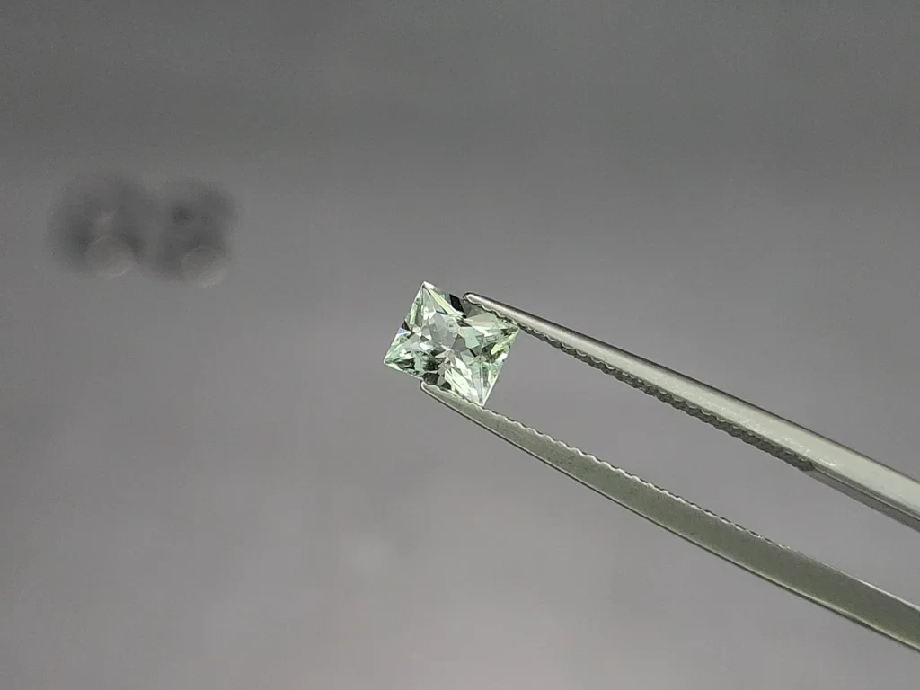 Aigue-marine taille princesse sertie de 1,48 carat, Madagascar Image №2