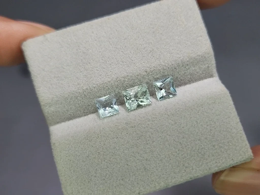 Aigue-marine taille princesse sertie de 1,48 carat, Madagascar Image №4