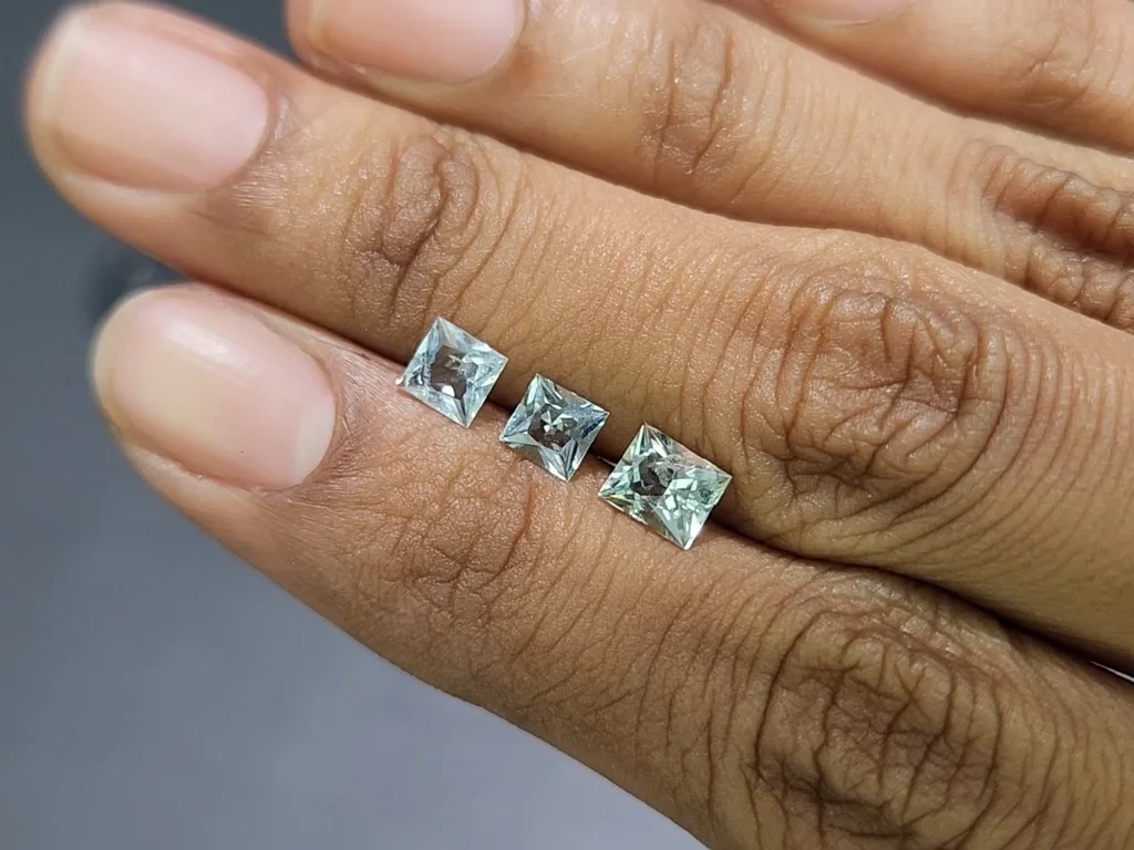 Aigue-marine taille princesse sertie de 1,48 carat, Madagascar Image №1