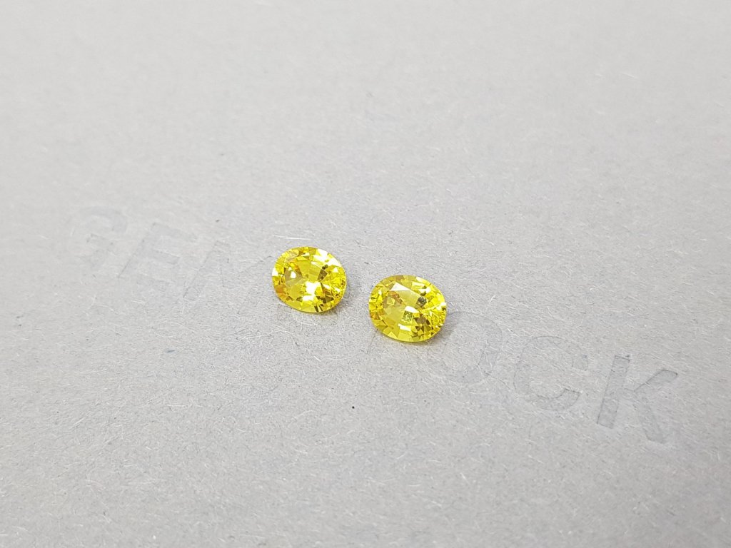 Pair of unheated oval yellow sapphires 1.44 ct, Madagascar Image №3