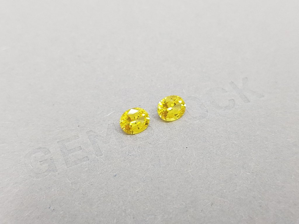 Pair of unheated oval yellow sapphires 1.44 ct, Madagascar Image №2