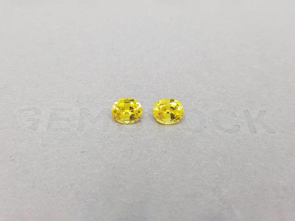 Pair of unheated oval yellow sapphires 1.44 ct, Madagascar Image №1