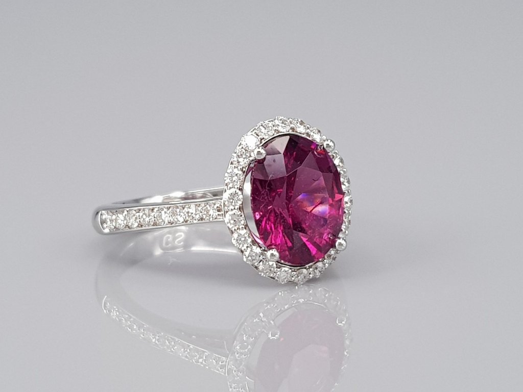 Ring with umbalite garnet 2.59 ct and diamonds in 18K white gold Image №2