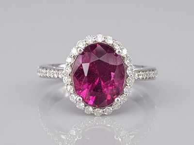 Ring with umbalite garnet 2.59 ct and diamonds in 18K white gold photo