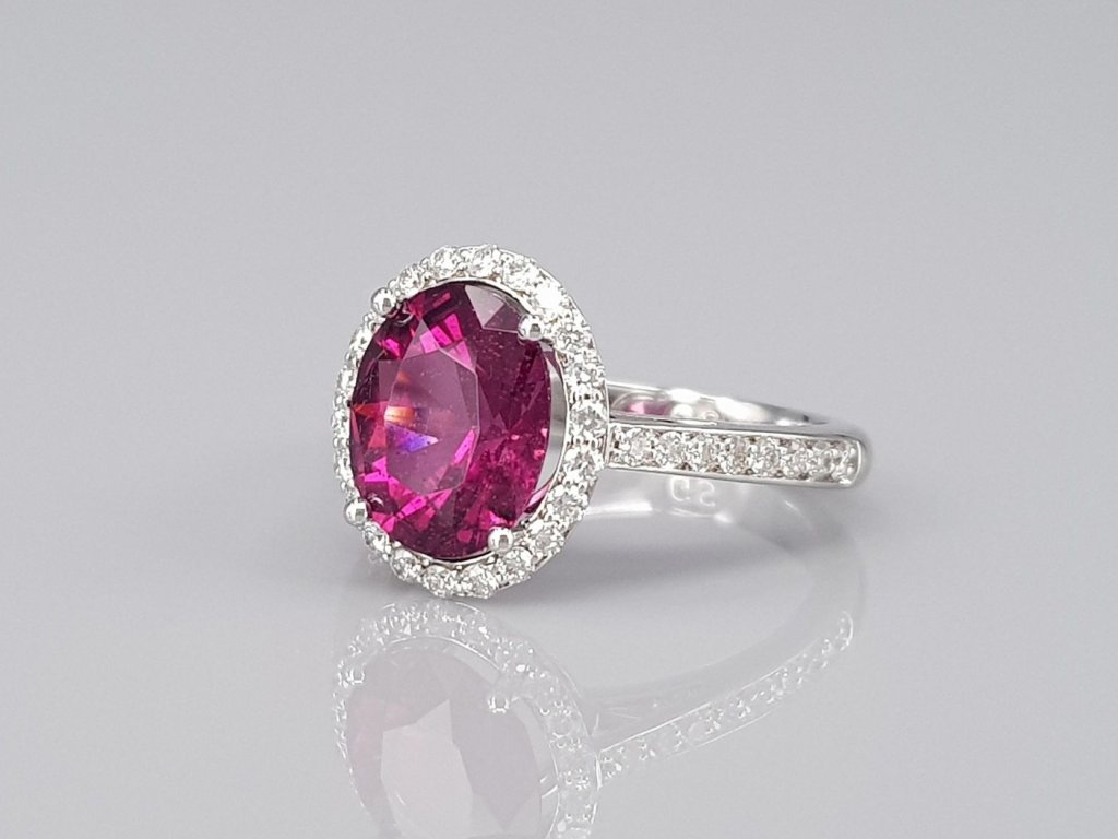 Ring with umbalite garnet 2.59 ct and diamonds in 18K white gold Image №3