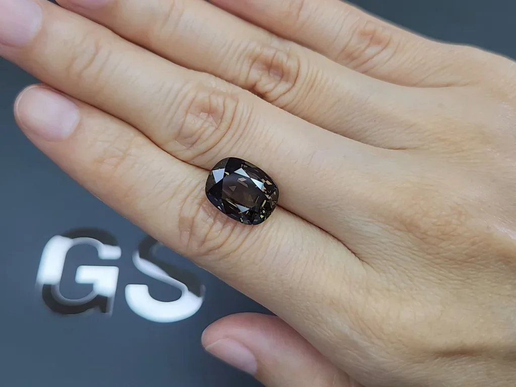 Großer alexandrit im kissenschliff mit farbwechsel 8,07 carats, Sri Lanka Image №2