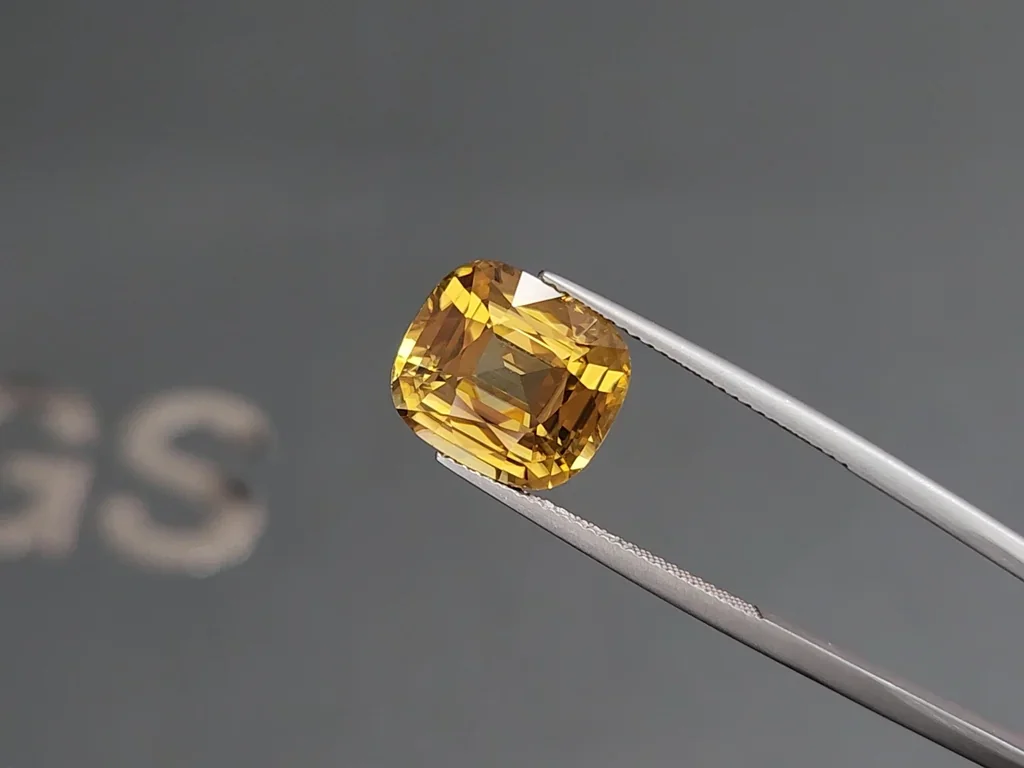 Circón amarillo de talla cojín de 11,11 quilates, África Image №3