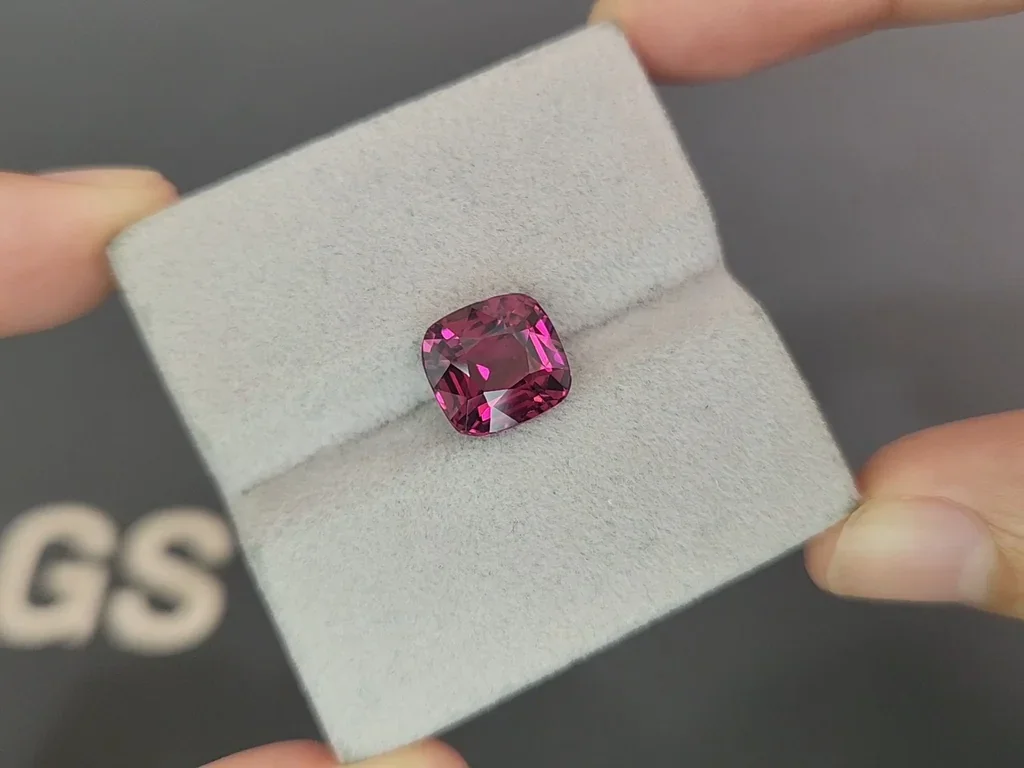 Granate púrpura de talla cojín de 4,95 quilates, África Image №4