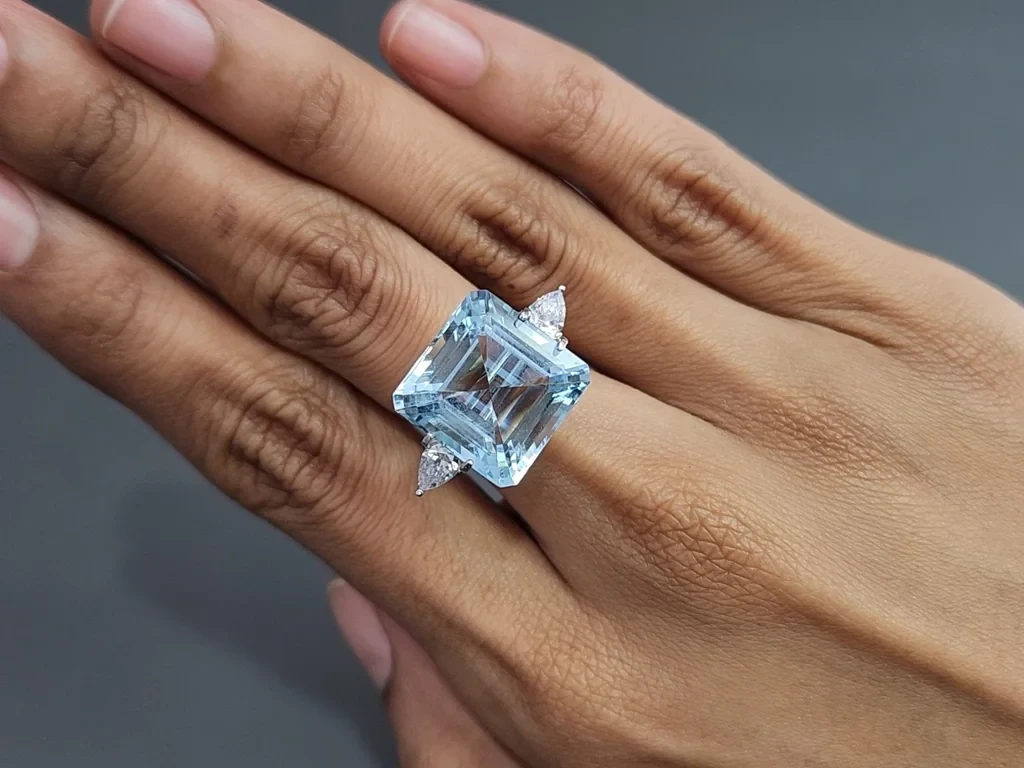 Aquamarine asscher cut 16.00 carats, Madagascar Image №5