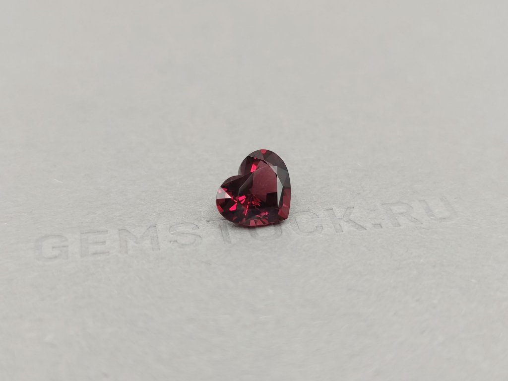 Red spinel in heart shape 2.86 ct, Burma Image №2