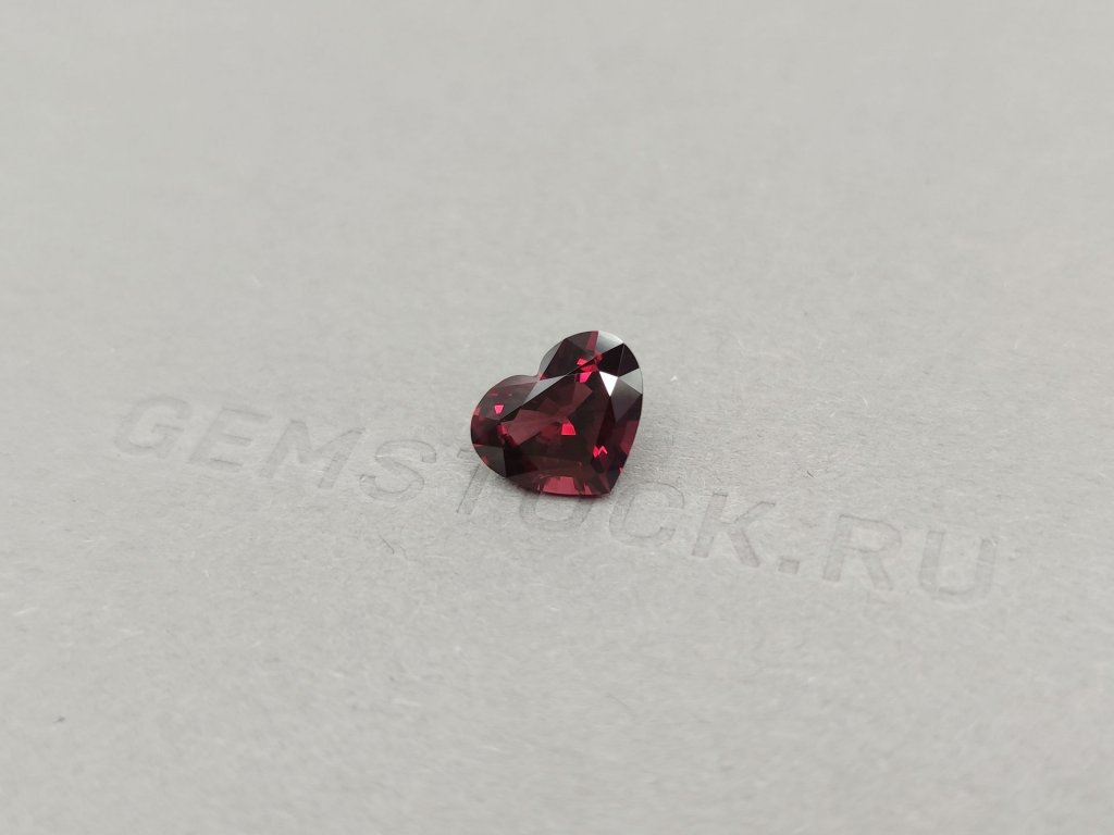 Red spinel in heart shape 2.86 ct, Burma Image №3