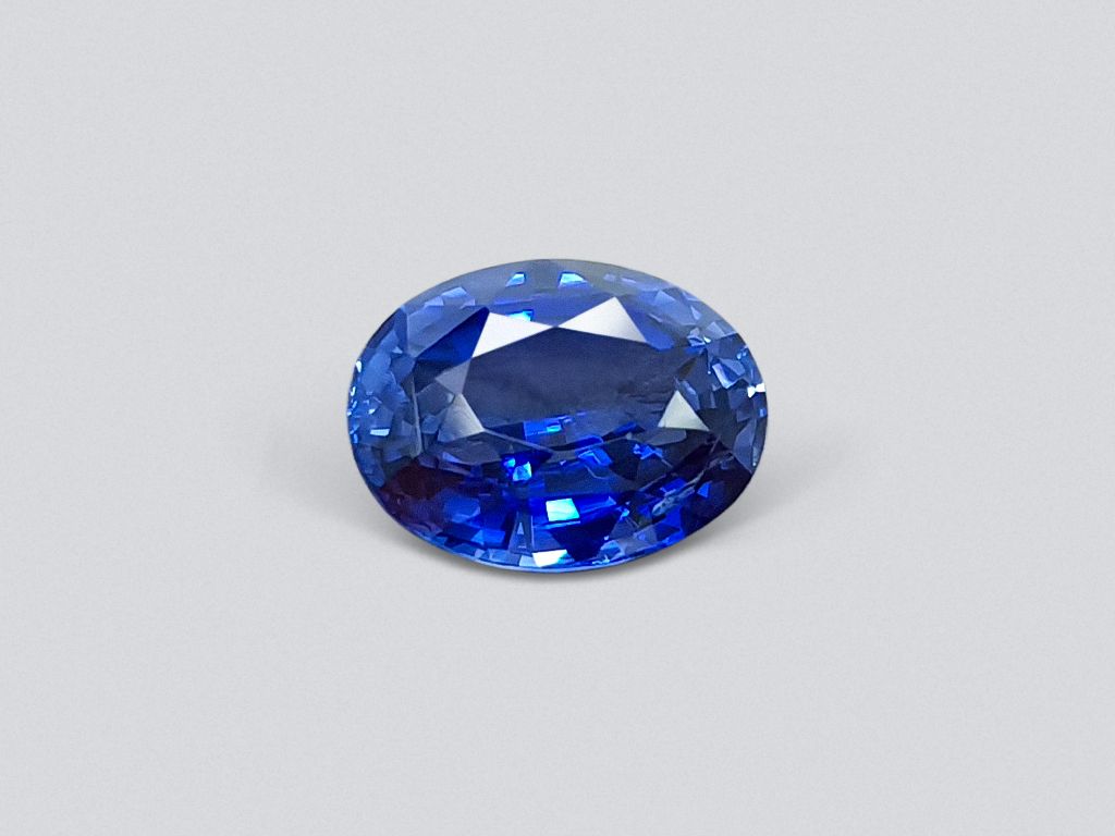 Oval cut sapphire from Sri Lanka 6.05 ct Image №1