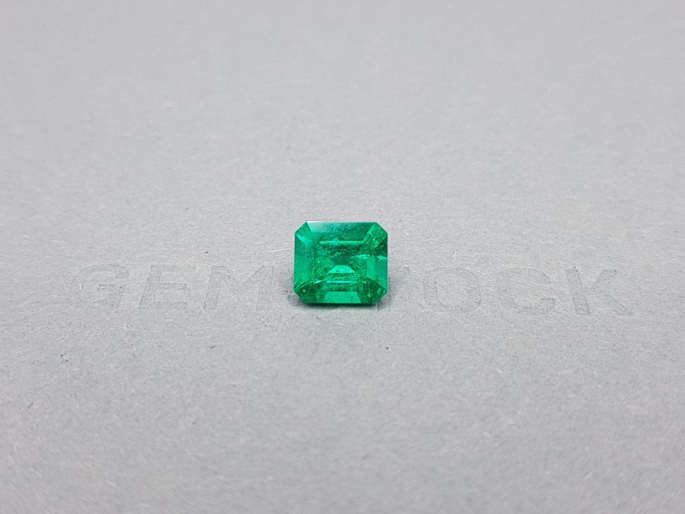 Colombian emerald octagon shape 1.99 ct, Muzo Green Image №1