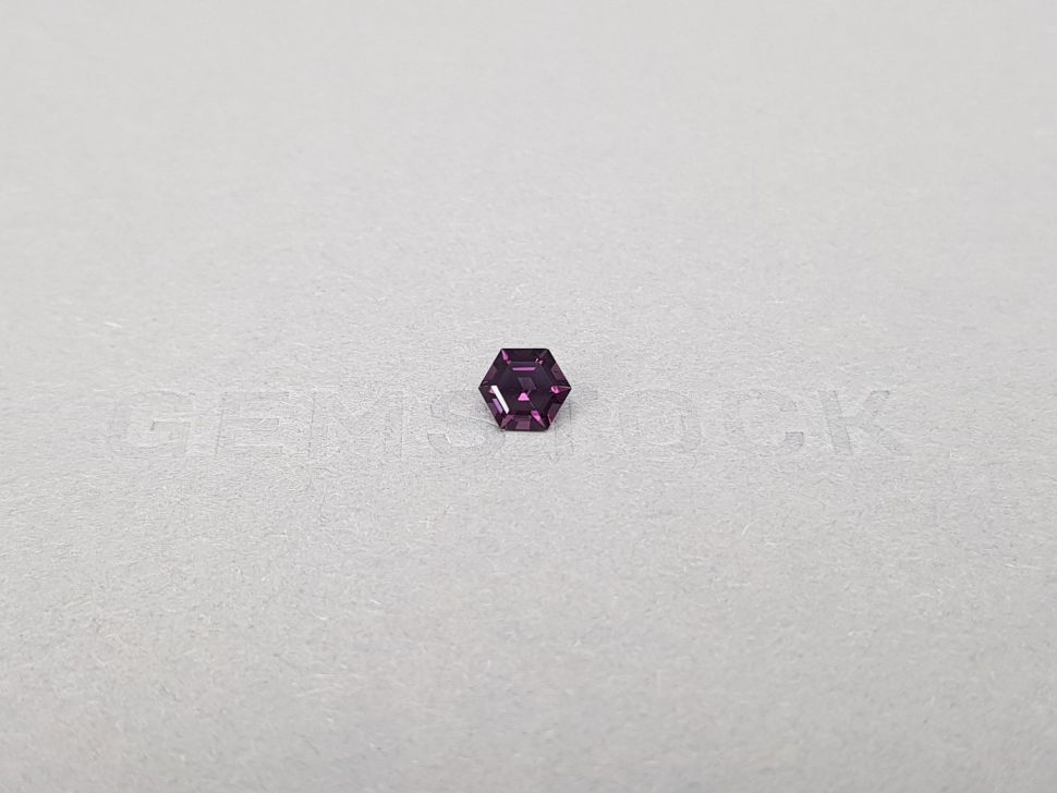 Intense purple spinel hexagon cut  0.63 ct Image №1