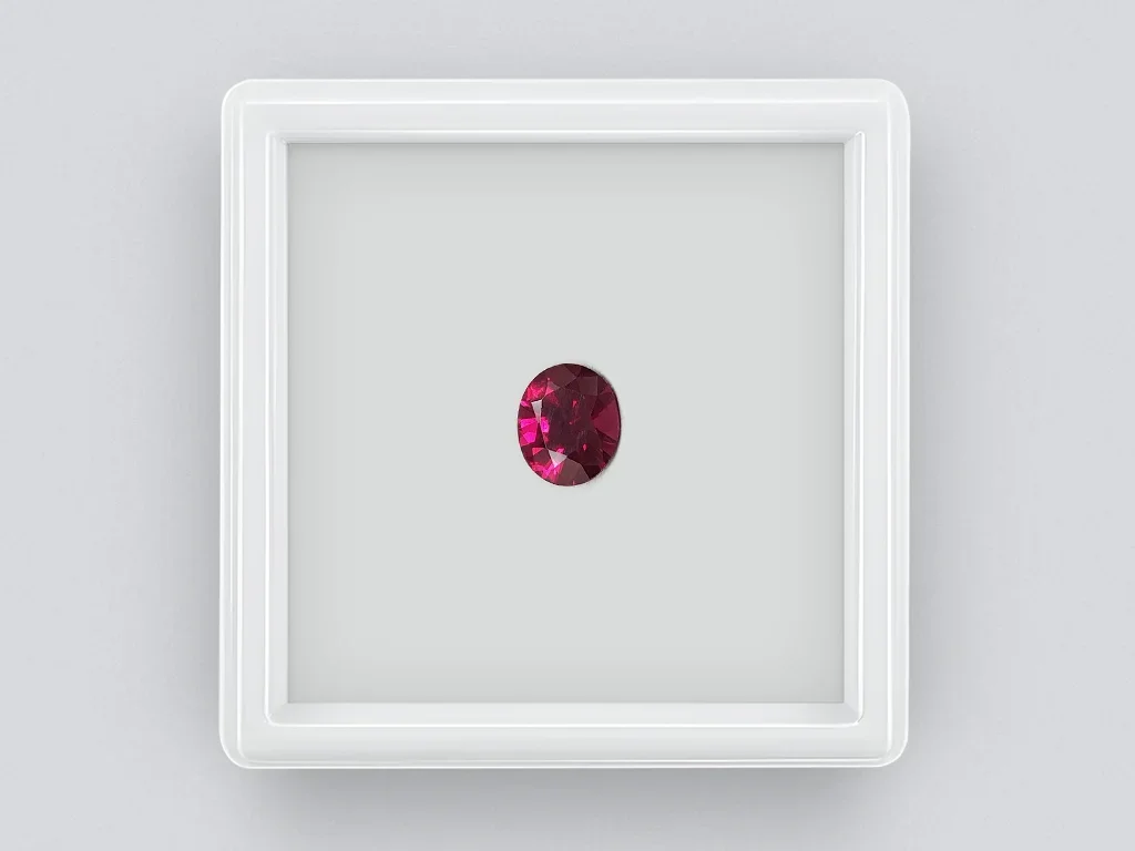 Oval cut vivid red rhodolite garnet 2.13 ct, Tanzania Image №1