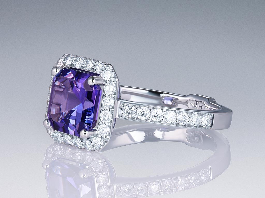 Ring with natural tanzanite 2.24 ct and diamonds in 18K white gold Image №3