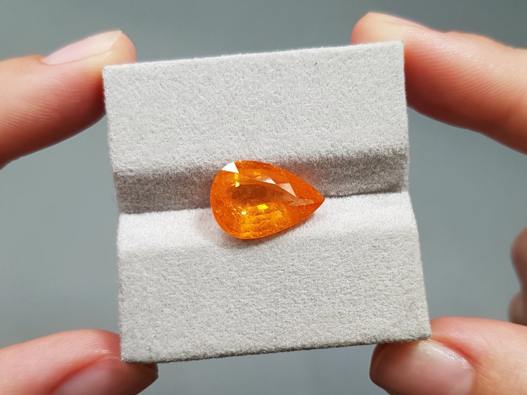 Spessartine Fanta color in pear cut 8.39 carats, Nigeria Image №3