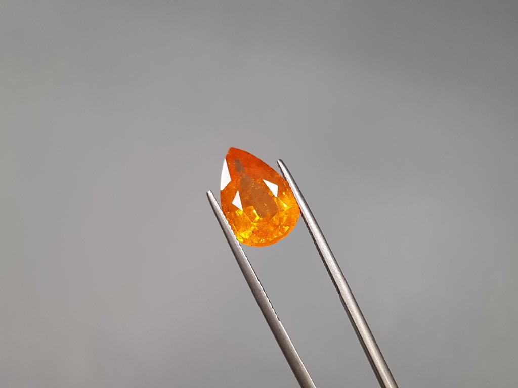 Spessartine Fanta color in pear cut 8.39 carats, Nigeria Image №4