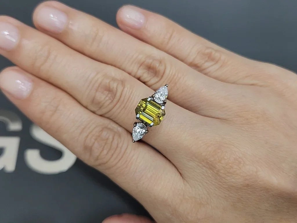 Gelbgrüner chrysoberyll im achteckschliff 2,45 karat, Sri Lanka Image №5