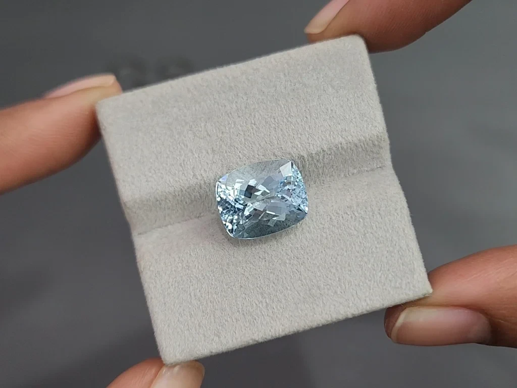 Aigue-marine taille coussin de 6,89 carats, Madagascar  Image №4