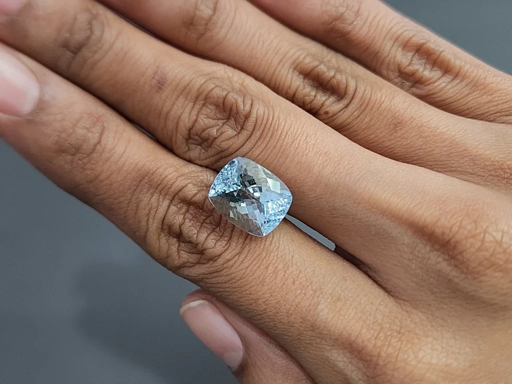 Aigue-marine taille coussin de 6,89 carats, Madagascar  Image №2