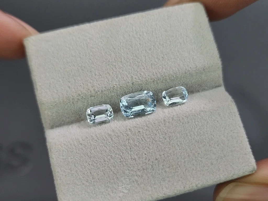 Ensemble aigues-marines taille coussin de 1,84 carat, Madagascar Image №5