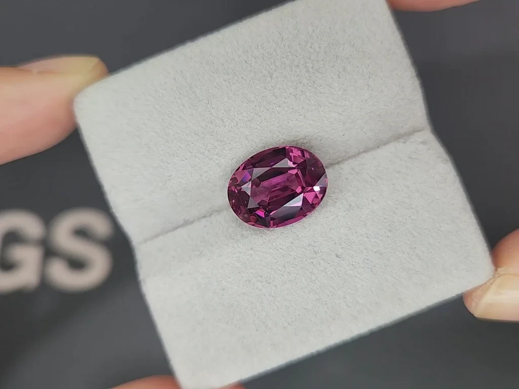 Rhodolith-granat oval geschliffener, leuchtend rosa 6,35 karat,Tansania Image №4