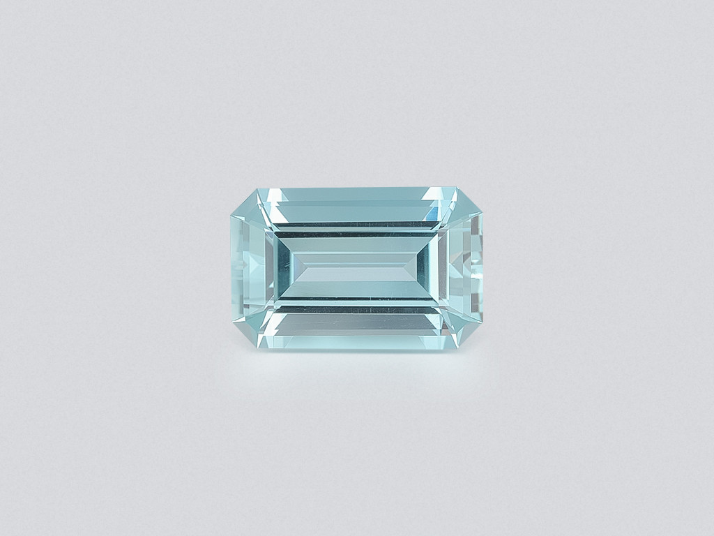 Large aquamarine octagon cut 21.32 carats,  Africa Image №1
