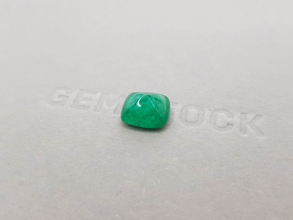 Zambian emerald sugarloaf cut 4.81 carats Image №3