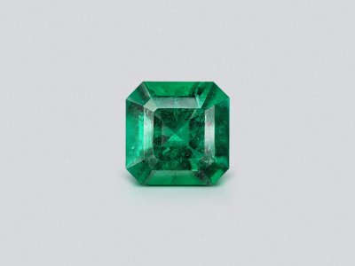 Colombian Vivid Muzo Green emerald 0.99 ct photo