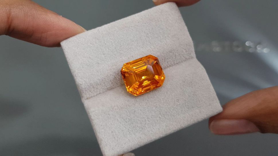 Vivid orange Fanta color octagon cut sapphire 11.46 ct, Sri Lanka Image №3