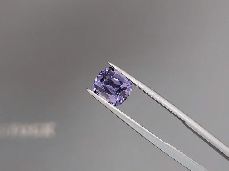 Violet blue spinel in cushion cut  2.50 carats, Sri Lanka Image №3