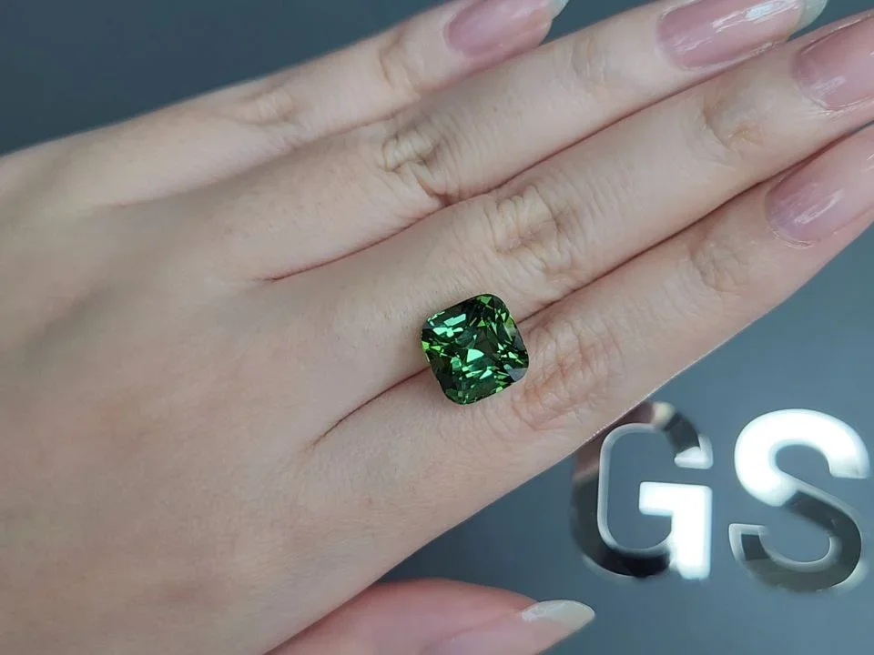 Green cushion cut tourmaline 6.91 carats, Africa Image №2