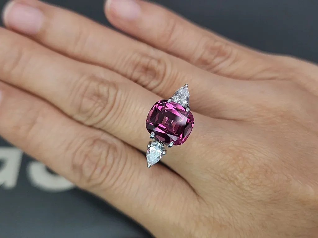 Garnet rhodolite cushion cut 4.63 carats, Tanzania Image №5